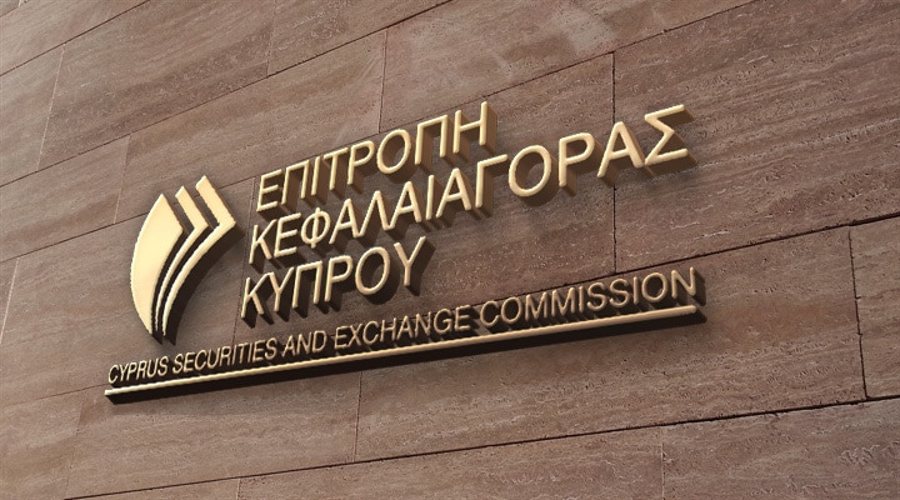 迪尔公司股东拒绝反 DEI 提案,此前特朗普曾施压苹果放弃多元化计划。